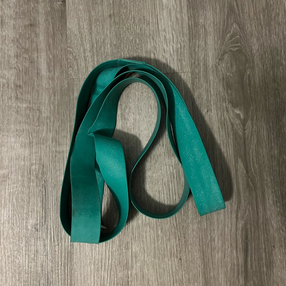 Green infinity workout band